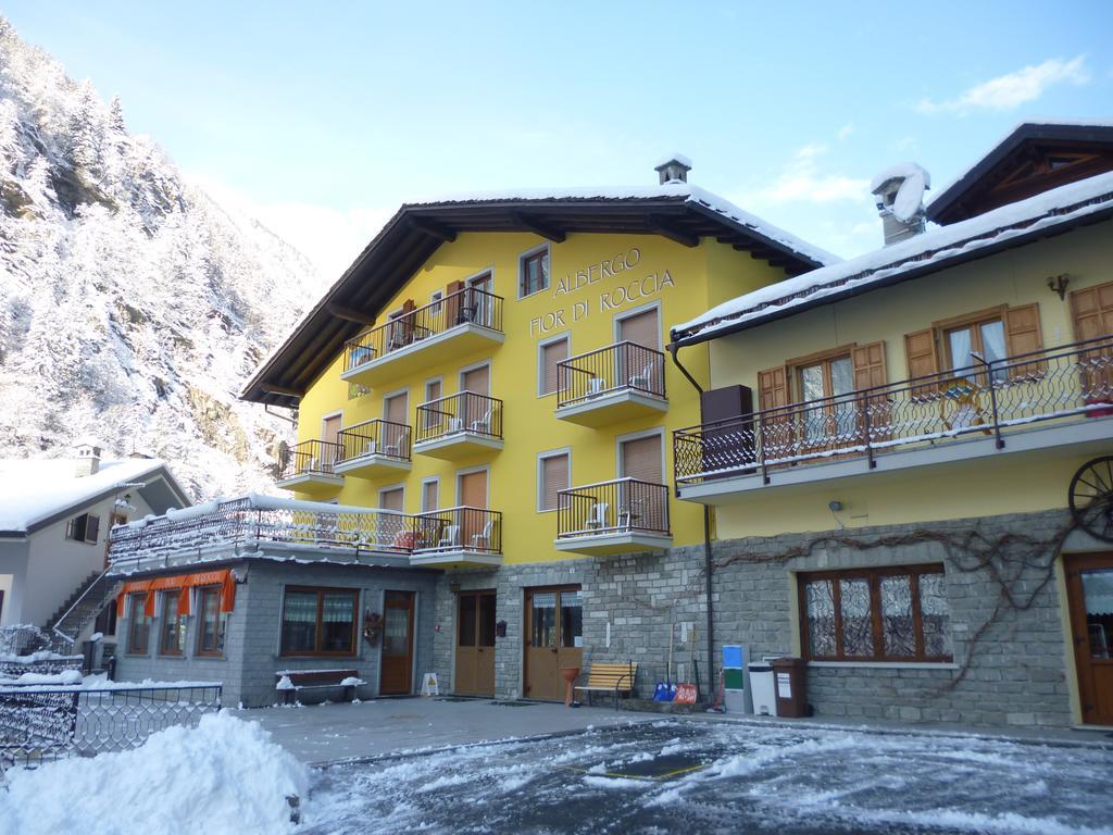Hotel Fior Di Roccia Gaby Eksteriør billede
