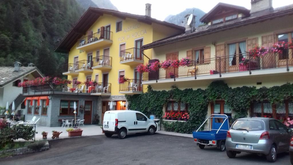 Hotel Fior Di Roccia Gaby Eksteriør billede